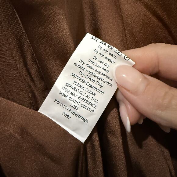 New House of CB Charmaine Dress - Picture 4 of 5